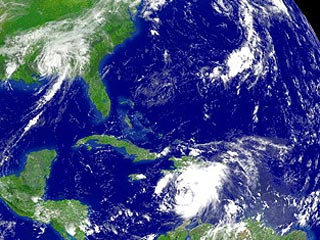В связи с приближением шторма Dennis на Кубе объявлено чрезвычайное положение