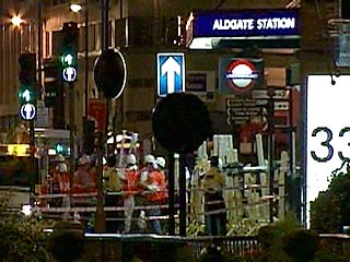 Британская полиция обнаружила на месте терактов в Лондоне два неразорвавшихся взрывных устройства