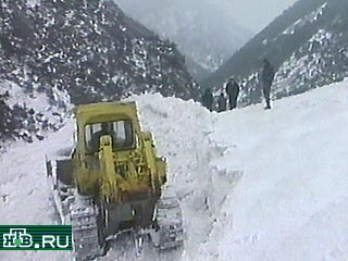 В Северной Осетии продолжается сход снежных лавин