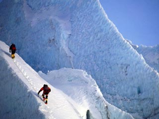 В горах Таджикистана погибли две российские альпинистки