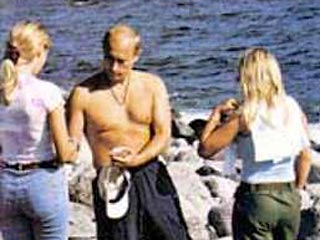 Жители Санторина утверждают, что дочь Путина вышла замуж на этом греческом острове