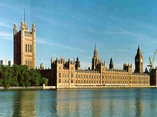 Уборщики британского парламента впервые в истории объявили забастовку, требуя улучшения условий труда