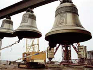 В воронежских художественных мастерских отлита православная звонница из семи больших и малых колоколов