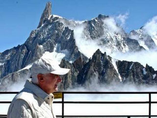 Пресс-служба Святого Престола опубликовала программу визита Папы Римского, который сейчас отдыхает в горах