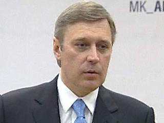 Бывший премьер-министр РФ Михаил Касьянов завершает отпуск и должен возвратиться в Москву в понедельник, 25 июля