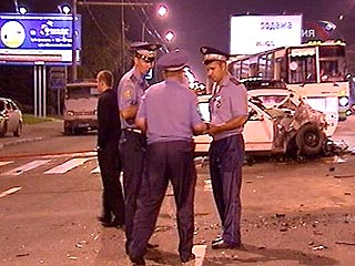 В Москве столкнулись пять машин: один человек погиб, пятеро ранены