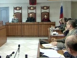 Челябинский областной суд в понедельник приговорил к пожизненному сроку заключения жителя Верхнего Уфалея, убившего шесть человек - трех женщин и троих детей
