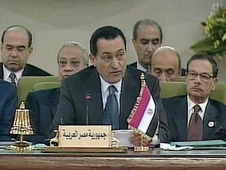 Президент Египта Хосни Мубарак предложил созвать 3 августа чрезвычайный саммит арабских государств в египетском курортном городе Шарм-эш-Шейх, где на выходных произошли теракты
