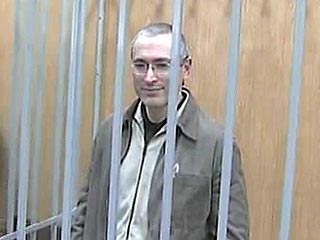 Ходорковский может выйти на свободу в октябре 2009 года, а до этого будет сидеть на "общих началах"