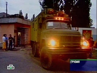 Колонна российских автомашин отбыла с российской военной базы в Батуми