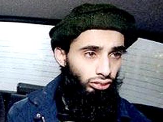 Задержанный в Замбии британский подданный Харун Рашид Асват, подозреваемый в причастности к терактам в Лондоне 7 июля, некогда был телохранителем Усамы бен Ладена