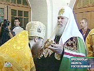 Алексий II освятил восстановленный Троицкий храм в Ростове Великом