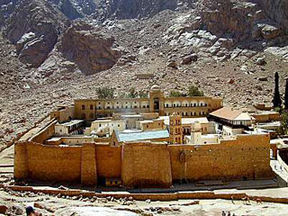 Древняя рукопись названа по имени места, где была написана - монастыря Святой Екатерины на Синайском полуострове в Египте