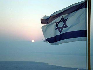 Круизный израильский лайнер Mirage, на борту которого находятся 650 туристов из Израиля, получил приказ изменить курс и не заходить в турецкий порт Алания