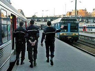 Во Франции во вторник была объявлена тревога из-за взрывного устройства, якобы подложенного на вокзале Сен-Шарль в Марселе. Однако она оказалась ложной