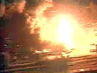 Сильный пожар вспыхнул на химическом предприятии в предместье американского города Детройта. Сведений о пострадавших пока нет