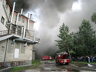 В Новосибирске горит один из корпусов государственного технического университета
