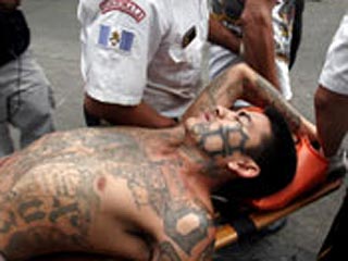  понедельник одновременно в четырех тюрьмах Гватемалы вспыхнули беспорядки. В результате 31 человек погиб и более 80 получили ранения