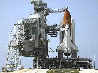 Следующий запуск американского космического корабля, скорее всего, произойдет не раньше марта 2006 года