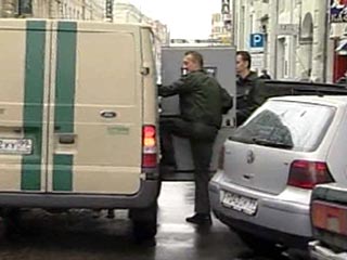 При нападении на инкассаторов в столице похищено 150 тыс. рублей