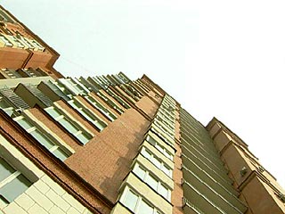 В Москве с 2006 года начнет работать программа социальной ипотеки и очередники смогут купить жилье по себестоимости строительства