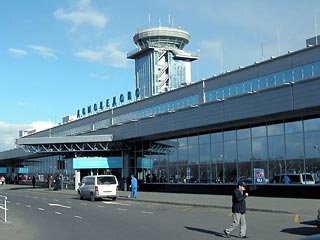 Международный аэропорт Домодедово, отчитавшийся 24 августа по итогам семи месяцев 2005 года, оказался лидером по пассажирским перевозкам среди аэропортов Московского авиационного узла