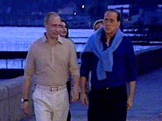 Берлускони с женой приехали на каникулы к Путину в "Бочаров Ручей"