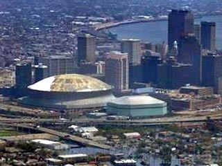 Стадион "Супердоум", в котором от урагана Katrina, обрушившегося на Новый Орлеан, спасались десятки тысяч местных жителей, скорее всего, предстоит снести, считают эксперты