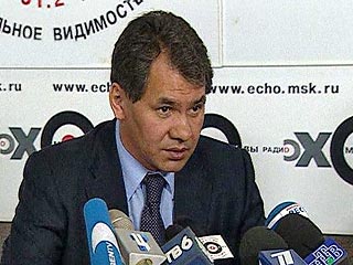 В интервью радиостанции "Эхо Москвы" в субботу Шойгу отметил, что пока не усматривает серьезных нареканий в адрес подразделений МЧС в связи с терактом в Беслане