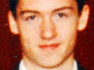 18-летний британец обвиняется в убийстве двух подростков