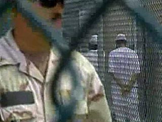 В Гуантанамо голодает почти половина заключенных