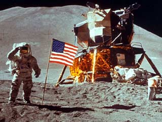 NASA планирует создать постоянную базу на Луне к 2018 году