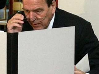 Герхард Шредер проголосовал на выборах в бундестаг в родном Ганновере