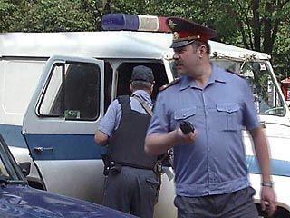 В Ставрополе сотрудники милиции ищут сбежавшего подследственного, сообщил в воскресенье утром агентству "Интерфакс-Юг" источник в ОВД Промышленного района крайцентра