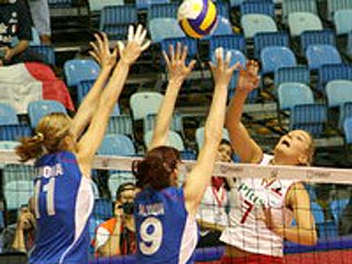 Российские волейболистки поспорят за "бронзу"