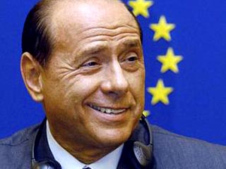 Потерявшая память 66-летняя итальянка узнает в лицо только Сильвио Берлускони