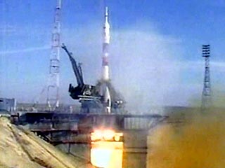 Космический корабль "Союз ТМА-7" с экипажем 12-ой основной экспедиции на Международную космическую станцию (МКС), а также космическим туристом Грегори Олсеном стартовал в субботу в 7:54 мск с космодрома Байконур