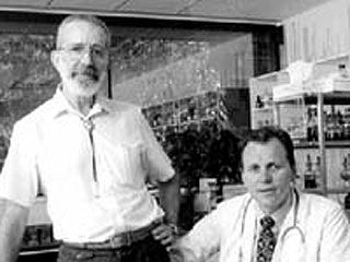 Лауреатами Нобелевской премии по медицине стали австралийцы Барри Маршалл и Робин Уоррен за открытие бактерии