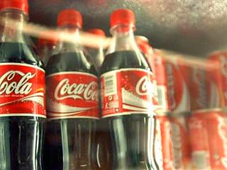 Крупнейший в мире производитель напитков компания Coca-Cola официально признала, что нарушала антимонопольное законодательство при заключении договоров с розничными точками