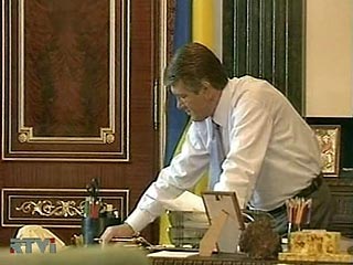Президент Украины Виктор Ющенко пообещал сделать все необходимое для упразднения неприкосновенности депутатов всех уровней, несмотря на отсутствие поддержки по этому вопросу в парламенте