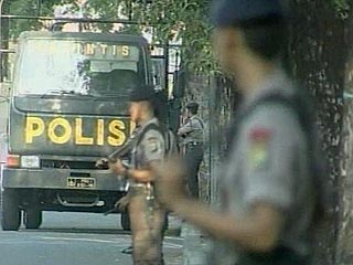 Полиция Индонезии упустила главного подозреваемого в терактах на Бали