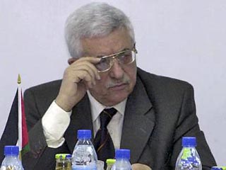 Председатель Палестинской национальной администрации (ПНА) Махмуд Аббас намерен в ближайшие дни провести перестановки в правительстве автономии