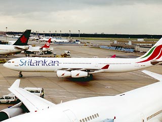 Стюардесса авиакомпании SriLankan Airlines объявила о заложенной бомбе, чтобы получить выходной