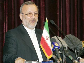 Министр иностранных дел Ирана Манушехр Моттаки подтвердил, что изложенная президентом Ирана Махмудом Ахмади Нежадом точка зрения в отношении Израиля "выражает политику Исламской республики Иран"