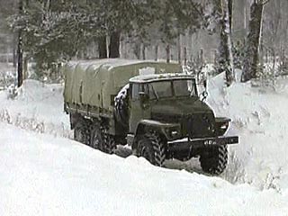 Из воинской части Хабаровского гарнизона похищены 16 грузовиков