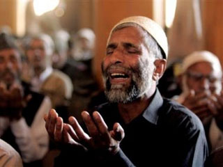 Сегодня тысячи каирцев соберутся у старейшей мечети в ожидании чуда