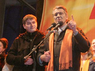 Декларация о доходах президента Украины Виктора Ющенко и членов его семьи за 2004 год будет опубликована в понедельник, заявил руководитель секретариата президента Украины Олег Рыбачук