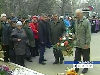 В Хабаровске в День памяти жертв политических репрессий отслужили панихиду по невинно убиенным