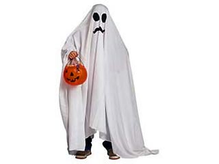 Британцы, потратившие на Хеллоуин 120 миллионов фунтов, признаются, что верят в привидений больше, чем в Бога