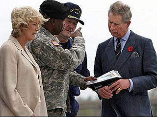 Принц Уэльский Чарльз и его супруга, герцогиня Корнуоллская Камилла, находящиеся в США с официальным визитом, посетили Новый Орлеан, пострадавший от урагана Катрина, сообщает ВВС